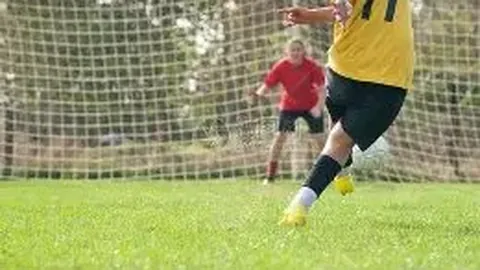 图赫尔力主格雷茨卡转会，与拜仁管理层决策无关